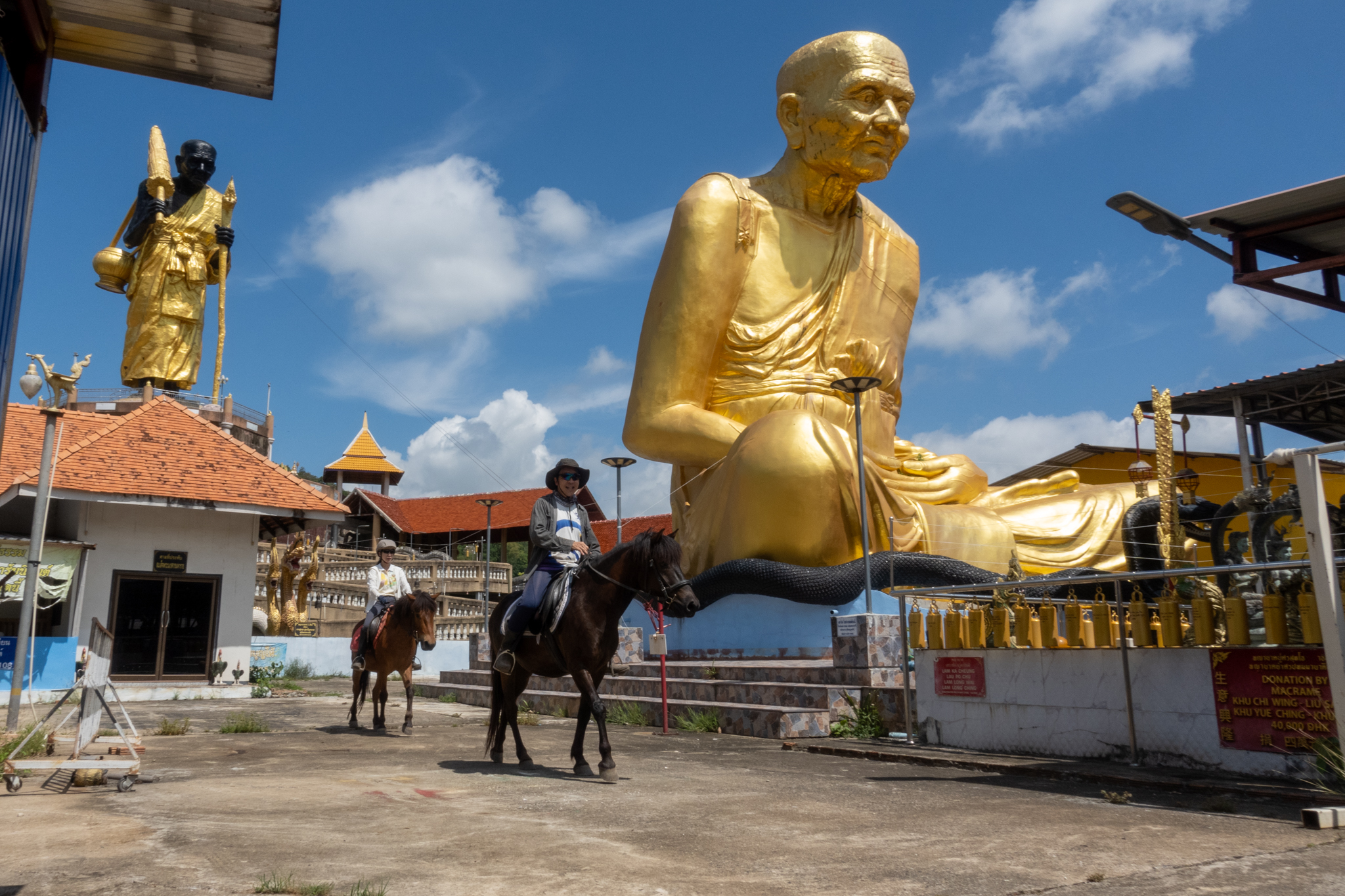 Morning ride Temple1